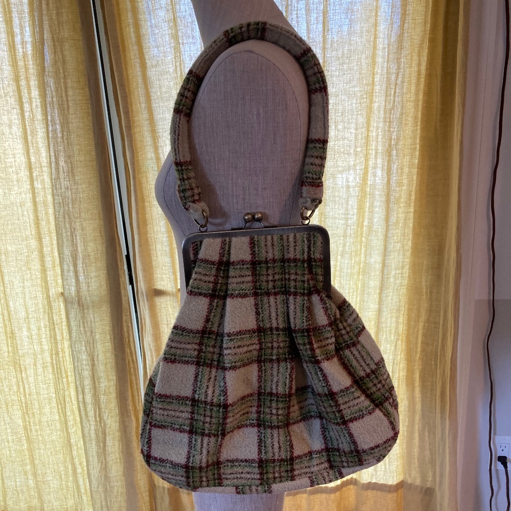 LILITH Hand bag